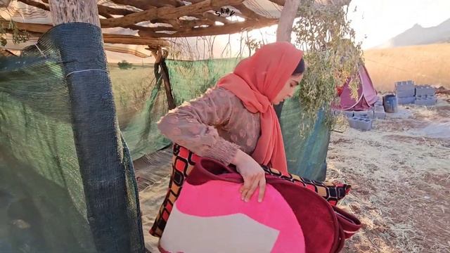Helping a farmer's man to a nomadic woman: a remedy against an evil husband смотреть онлайн