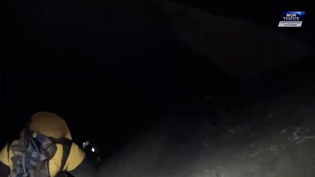 На вершине Эльбруса наше земляки-альпинисты развернули флаг Туапсе смотреть онлайн