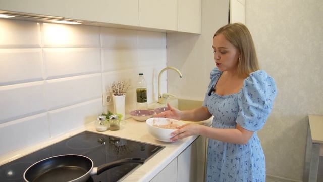 На кухне: котлеты по-пожарски смотреть онлайн