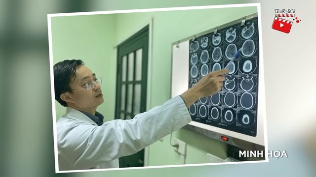 Đang trong giờ học, một nam sinh lớp 7 'RƠI TỪ LẦU 2' xuống sân trường | Tin 3 Phút смотреть онлайн