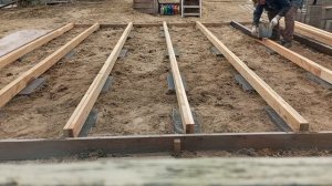 Подиум для бассейна