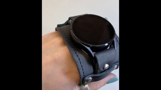 Leather band compatible with Samsung and and other smart watches, code 2552st смотреть онлайн