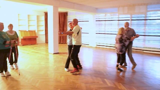 Фрагменты дискотеки 20 апреля 2024 смотреть онлайн