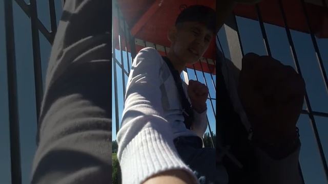 Чилим с друзьями на мини башни смотреть онлайн