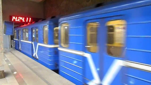 Нижегородское метро. "Номерной" отправляется в оборот. Станция "Горьковская", 2015 год смотреть онлайн