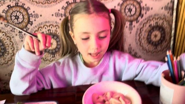 👧аКАКий 13-ый - Пробуем детское меню в ресторане КУРАГАДИВАН 😋 смотреть онлайн