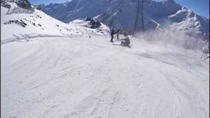 Эльбрус 2024. Спуск новичка по синей трассе.