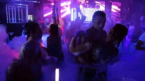 Дискотека в клубе «Кристалл» в Кемере.MOV