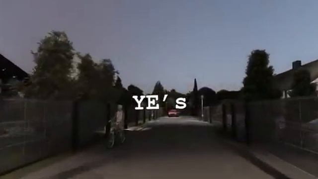 Вечерняя прогулка с YE’s по поселку ПаноЛайф в Ленинградской области смотреть онлайн