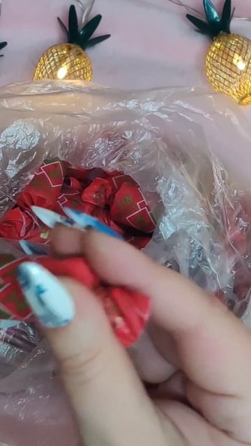 Огромная скидка на конфеты Рот фронт из Магнита #еда #конфеты #сладости #магнит #пятёрка #ашан смотреть онлайн
