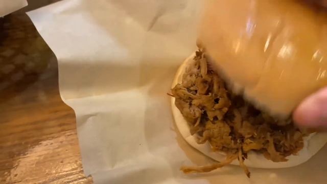 Хом Дипо/Ресторан в Америке/Магазин для охотников и рыболовов в Америке/Живые Елки в Америке смотреть онлайн