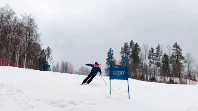 Школьные соревнования на ГК Снежный смотреть онлайн