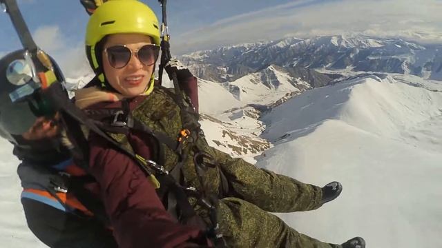 18022019 7 gudauri paragliding полет гудаури بالمظلات، جورجيا بالمظلات gudauriparagliding com смотреть онлайн
