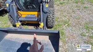 Профессиональный обзор мини погрузчика XCMG SR770RU.