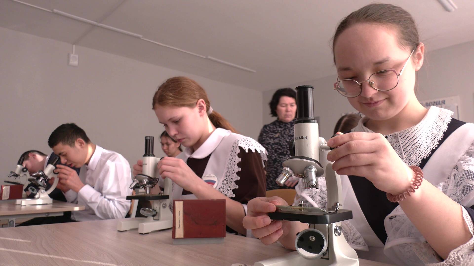 Марий Эл ТВ: Волжск районысо Пӧтъял кыдалаш школ илыш дене тӧр ошкылеш смотреть онлайн