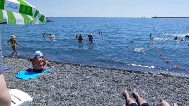 Пляж *Маяк* в Сочи смотреть онлайн