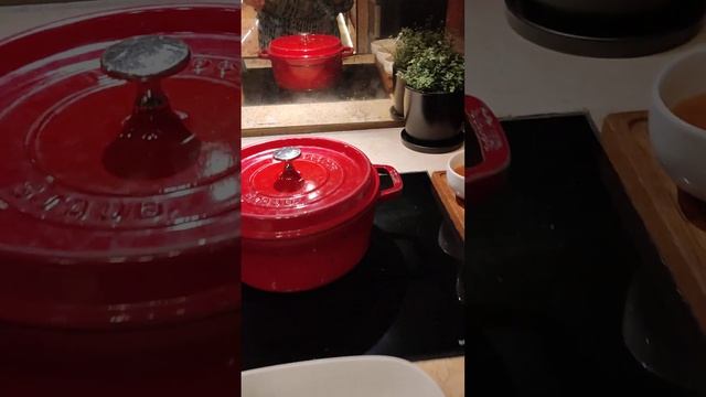 ОАЭ ОТЕЛЬ РОТАНА БИЧ ЗАВТРАК смотреть онлайн