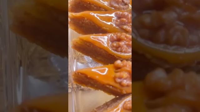 Самая вкусная пахлава. Заказ +79260707317. #пахлаварецепт #пахлава #сладости #шекербура #paxlava смотреть онлайн