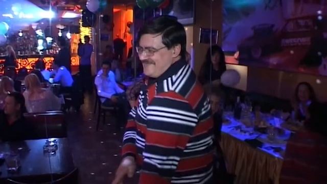 Любовь за деньги - песенка бармена смотреть онлайн