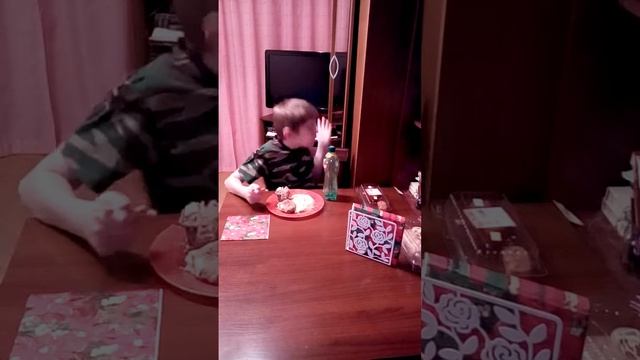 С макарошками нет с пюрешкой смотреть онлайн