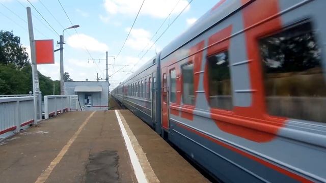 Электровоз ЧС2Т-957 с поездом №243 (СПб → Москва) смотреть онлайн