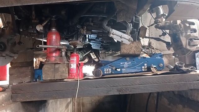 Снятие МКПП полный привод Фольксваген т5 2л дизель