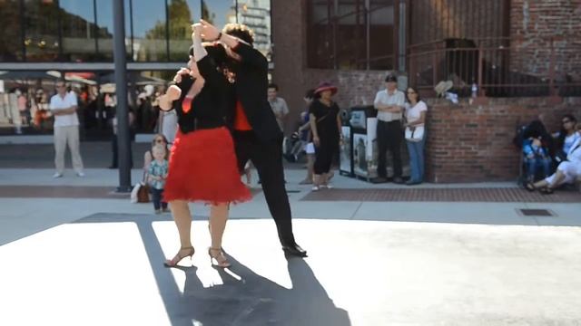 JAVIER Salsa Demo With KAMI ( 3 Months Experience!) @ Victoria Tango/ Latin Fest 2013.
