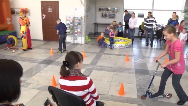 Более 30 семей провели выходной день в Социокультурном комплексе смотреть онлайн