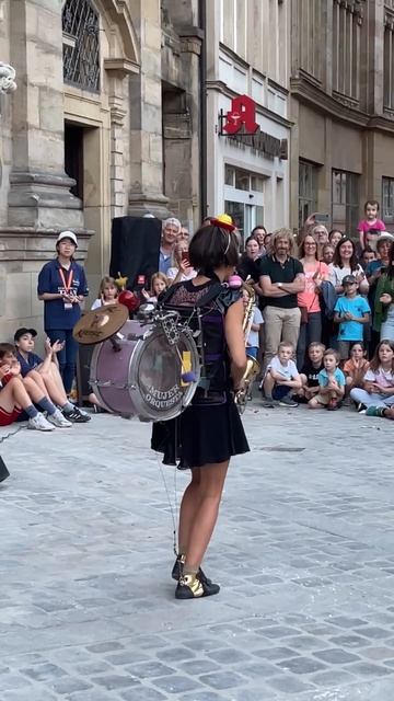 Funny Street Performance #shorts #funny #street #performance #viral смотреть онлайн