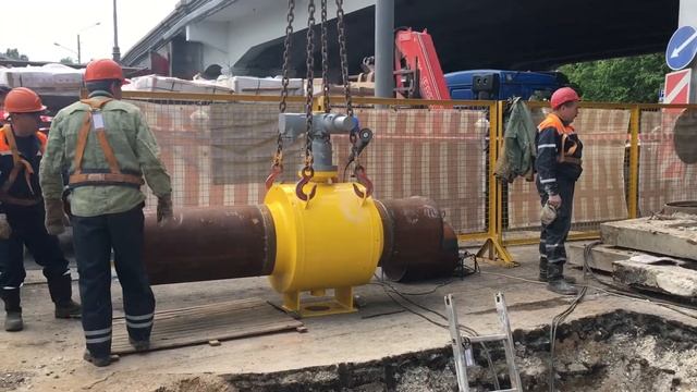 Уникальное оборудование установлено на газопроводе на Дербеневской набережной смотреть онлайн