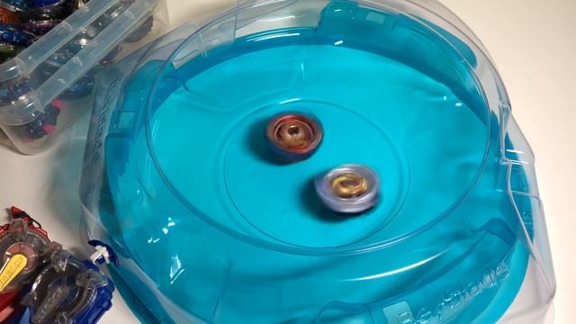 ТЕСТ НОВОЙ АРЕНЫ B-174 / Бейблэйд Бёрст / Beyblade Burst смотреть онлайн