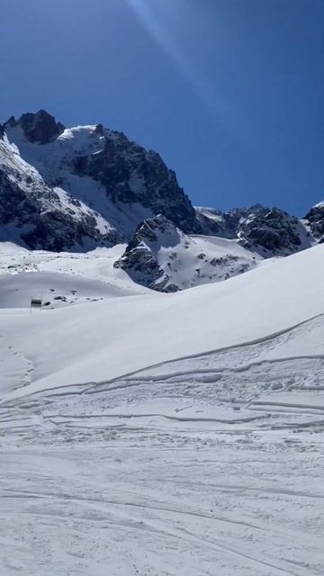 3200 meters above sea level.Ski resort Shymbulak. Kazakhstan. Almaty. Левый Талгар.Шымбулак. Spring смотреть онлайн