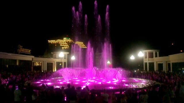 Музыкальный фонтан в Кисловодске. 17.07.2016 г. смотреть онлайн