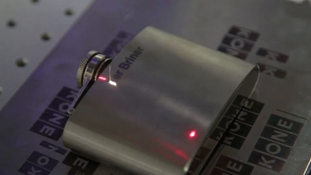 Лазерный Fiber маркиратор DATA-LASER DCA 20/30/50 смотреть онлайн