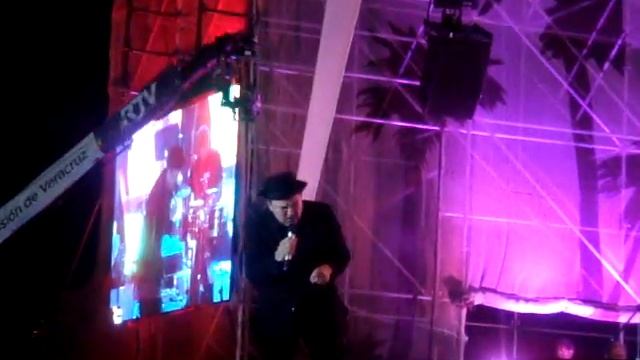 Ruben Blades - Plastico.- Festival De Salsa De Boca Del Rio 2012 смотреть онлайн