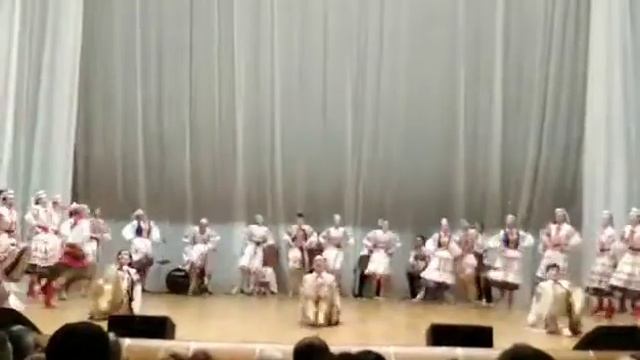 Чабарок. Танец "Бисовка". смотреть онлайн