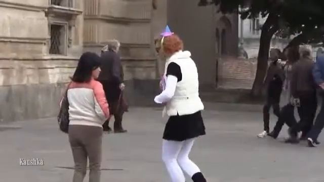 Бесплатные объятия в Италии. NET смотреть онлайн