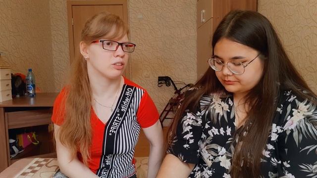 Пробуем с подругой вкусняшки😜 Из Дального востока🌉 смотреть онлайн