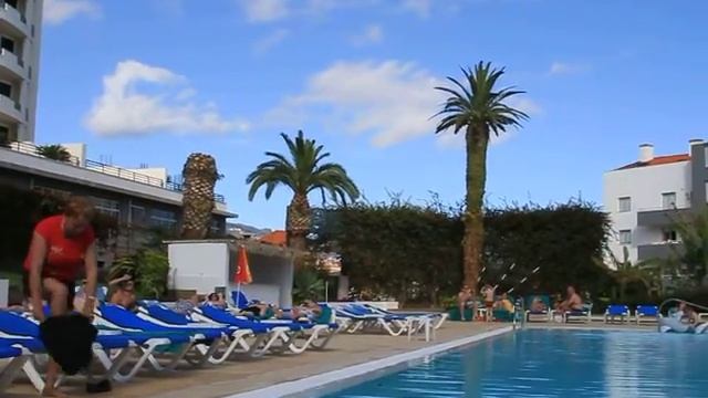 Мадейра, бассейн в отеле Jardins d Ajuda смотреть онлайн