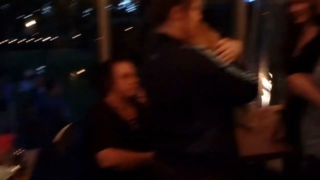 Попугай Ара на празднике 5 августа 2017 смотреть онлайн