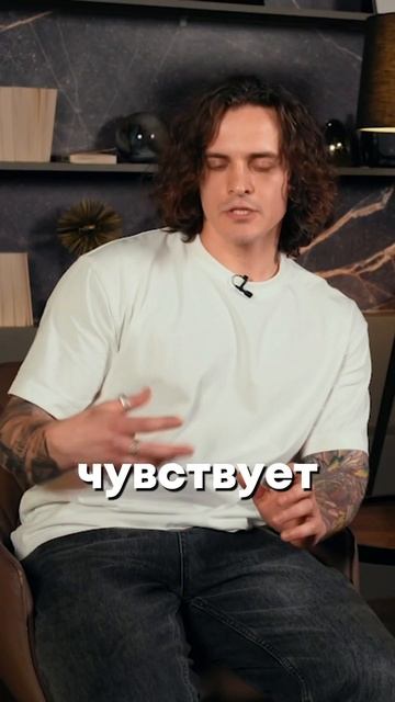 Распущенные волосы на кухне #интервью #шеф #бизнес #шефповар #ресторан #повар смотреть онлайн