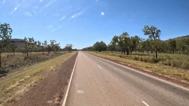 Epic Australian Roadtrip. Adelaide, SA to Derby , WA смотреть онлайн