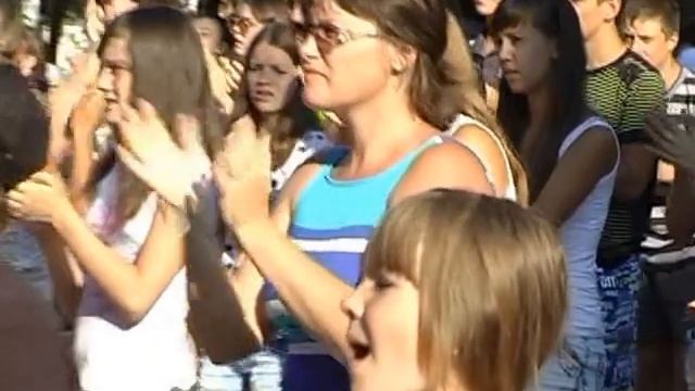 Лагерь Мрия. Танцы всем лагерем. Информационная группа "Alisa" смотреть онлайн