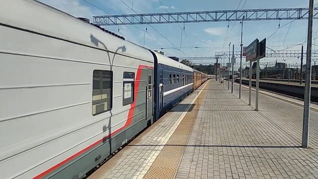 ЭП2К-234 с поездом 932 Москва - Екатеринбург смотреть онлайн
