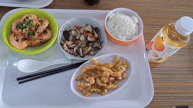 Вкусный обед в китайской столовой смотреть онлайн