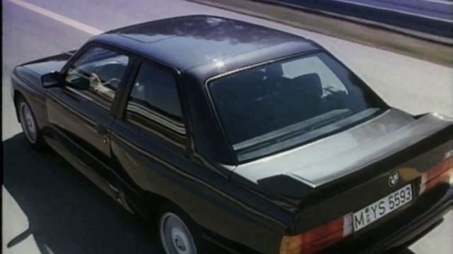 BMW E30 M3 Mini story смотреть онлайн