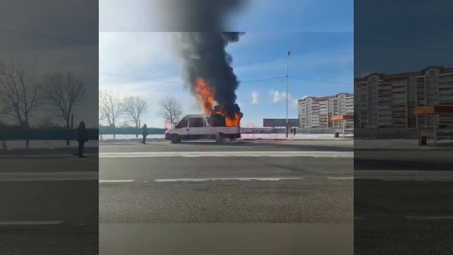 В микрорайоне Благовещенска загорелся маршрутный автобус смотреть онлайн