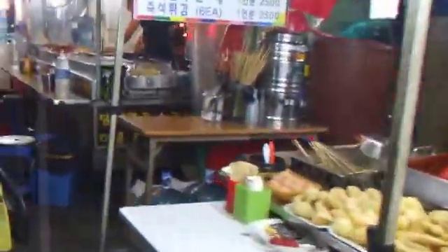 Южная Корея Сеул 2009 Зарисовки Уличные закусочные ночью смотреть онлайн