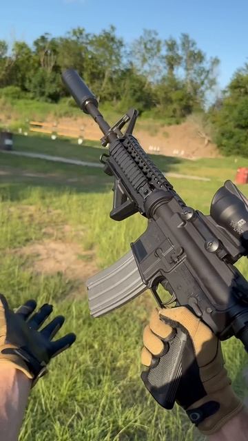 Colt M4 Carbine смотреть онлайн