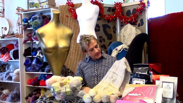 How to wear Diamonds and Platinum Ponchini смотреть онлайн